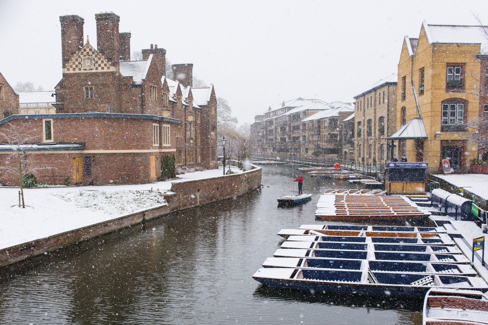 Cambridge river in the snow