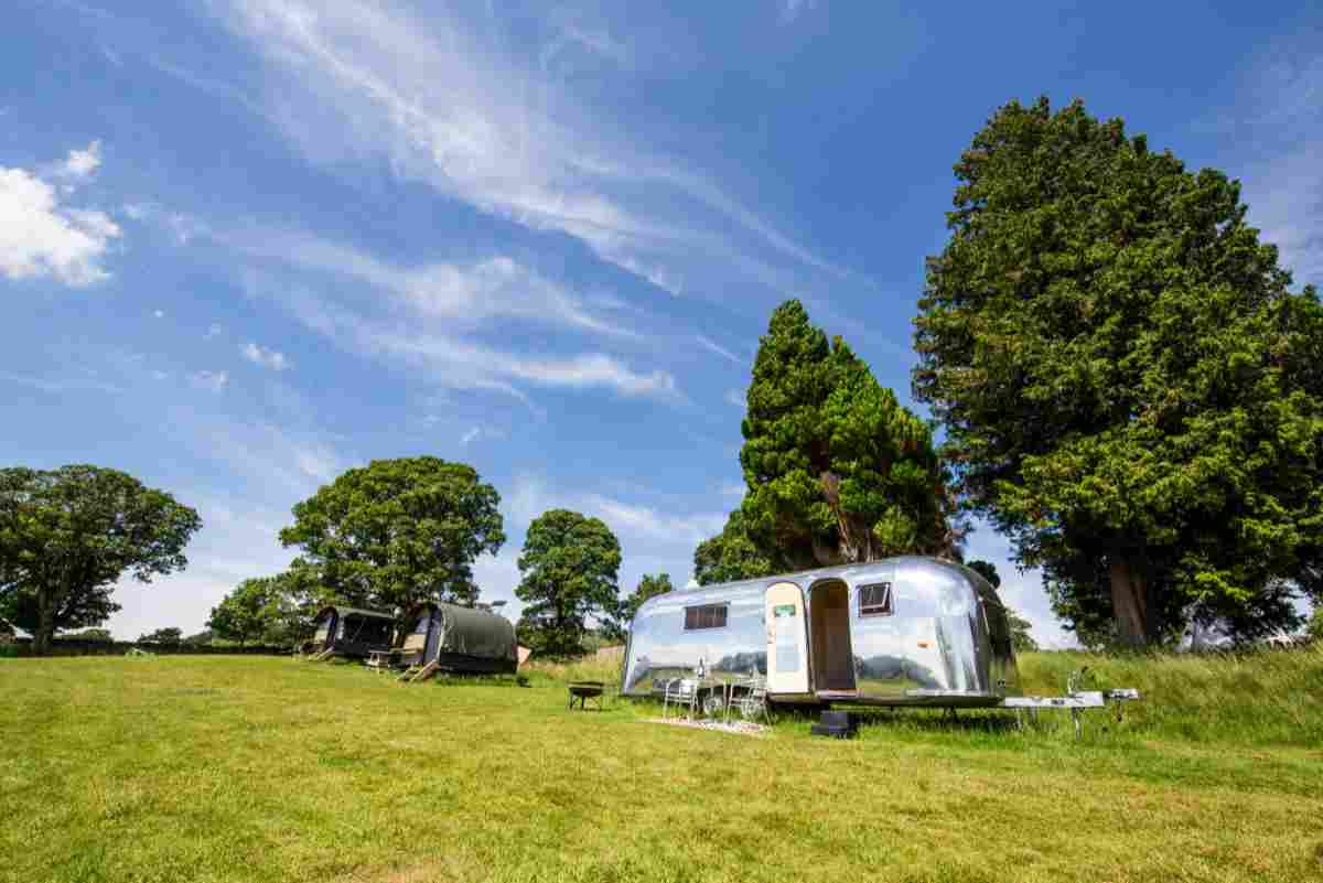 Airstream and landpod in the grounds of YHA Windermere