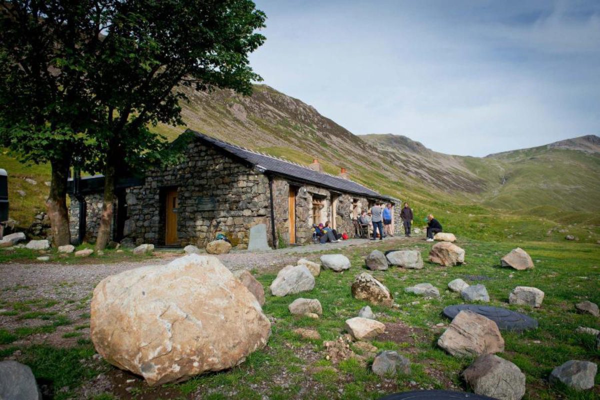 YHA Black Sail exterior with walking group