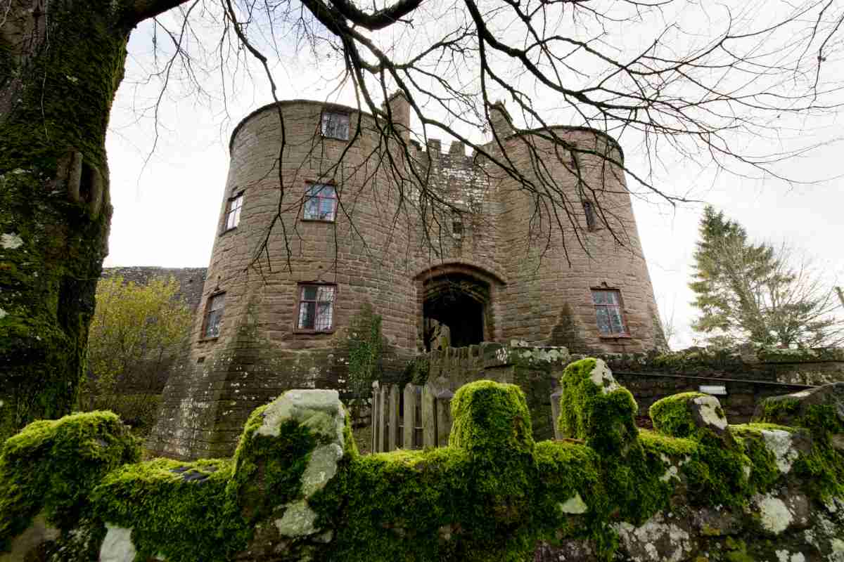 YHA St Briavels Castle 