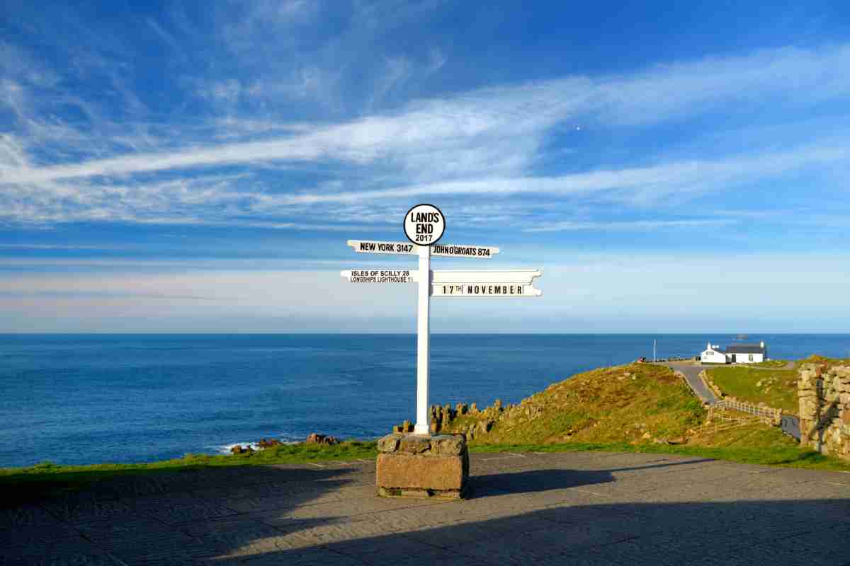 Distance signpost at Land's End, Penwith Peninsula, Cornwall, England, most westerly point of England